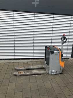 Niederhubwagen 2020  Still EXU-H18 (1)