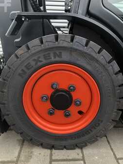 Empilhador diesel 2025  Bobcat D25S-9 (12)