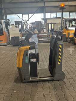 Chariots tracteurs 2020  Jungheinrich EZS130 (3)