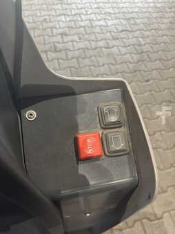 Chariots tracteurs 2020  Jungheinrich EZS130 (6)