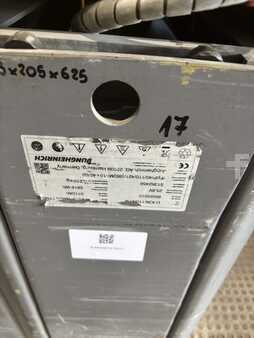 Chariots tracteurs 2020  Jungheinrich EZS130 (7)