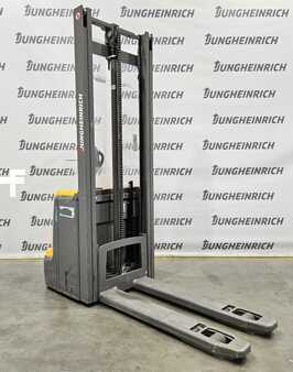 Hochhubwagen 2019  Jungheinrich EJC112z initalhub (2)