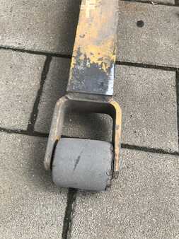 Pinontavaunu 1991  Mic GL 100 Hochhubwagen (5)