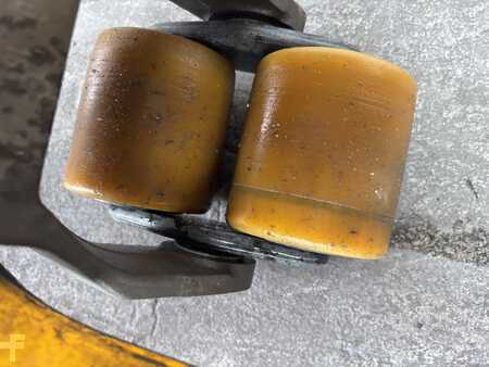 Transpallet elettrici 2018  Jungheinrich ERE  120 FP Lithium 1600mm (14)