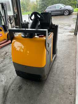 Traktor 2020  Jungheinrich EZS C40 (3)