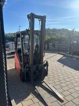 Dieselový VZV 2011  Linde H18D Triplex (3)