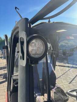 Dieselový VZV 2011  Linde H18D Triplex (24)