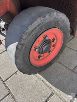 Dieselový VZV 2011  Linde H18D Triplex (38)