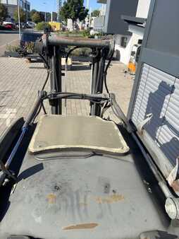 Dieselový VZV 2011  Linde H18D Triplex (40)