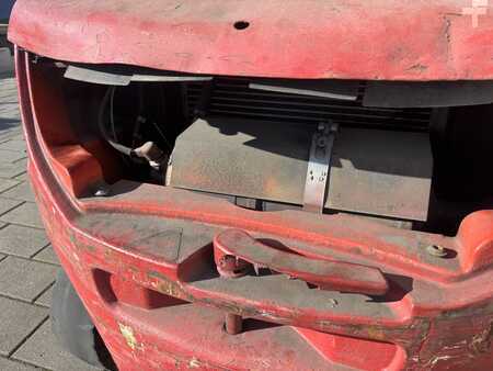 Dieselový VZV 2011  Linde H18D Triplex (56)