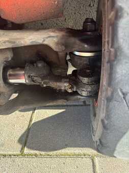 Dieselový VZV 2011  Linde H18D Triplex (23)