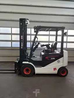 Electric - 4 wheels 2025  Bobcat B25NS mit Garantie bis 2030 (1)