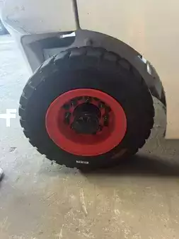 Electric - 4 wheels 2025  Bobcat B25NS mit Garantie bis 2030 (13)