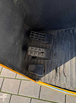 4 vejs reachtruck  Jungheinrich ETV-Q25 (10)