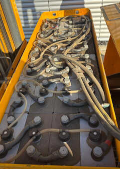 4 vejs reachtruck  Jungheinrich ETV-Q25 (15)