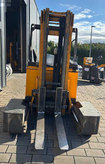 4 vejs reachtruck  Jungheinrich ETV-Q25 (7)