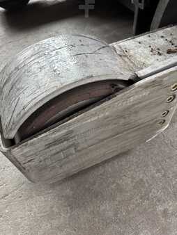 Chariots à mât rétractable 2018  Still FM-X 10 (11)