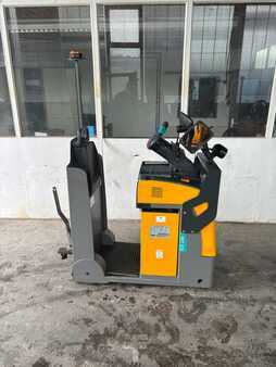 Chariots tracteurs 2019  Jungheinrich EZS130 (1)