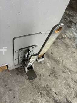 Chariots tracteurs 2019  Jungheinrich EZS130 (18)