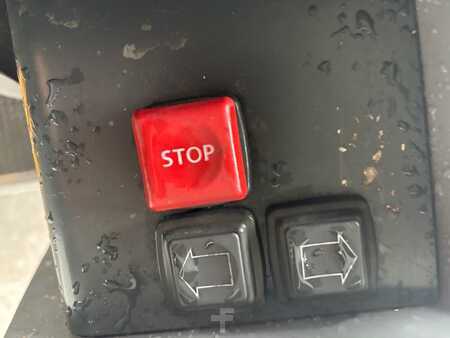 Chariots tracteurs 2019  Jungheinrich EZS130 (13)