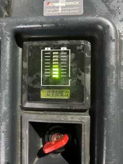 Chariots tracteurs 2015  Jungheinrich EZS130 (4)