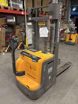 Stoccatori 2020  Jungheinrich EJC 216z Triplex Initalhub RES//LS//13.10.25 (2)