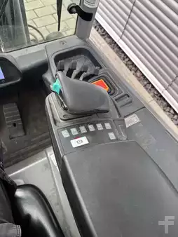 Elektromos 4 kerekű 2016  Jungheinrich EFG S 30- 650 DZ (8)