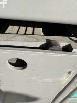 Schlepper 2019  Jungheinrich EZS130 Li-Ion (11)