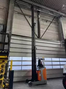 Carretilla retráctil 2015  Still FM-X 14 (3)