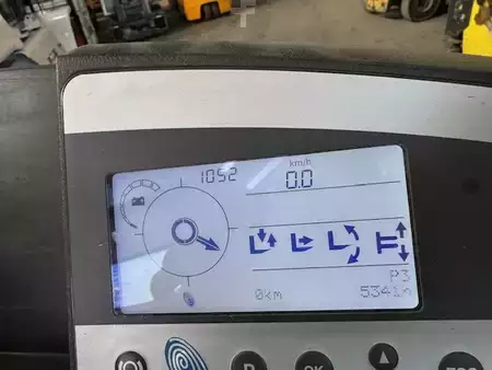 Carretilla retráctil 2015  Still FM-X 14 (12)