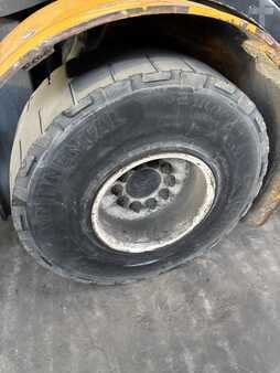 Treibgasstapler  Jungheinrich TFG 425 S (12)