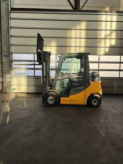 Treibgasstapler  Jungheinrich TFG 425 S (2)