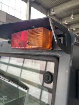 Treibgasstapler  Jungheinrich TFG 425 S (8)