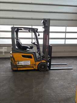 Elektro tříkolové VZV 2020  Jungheinrich EFG218K (1)