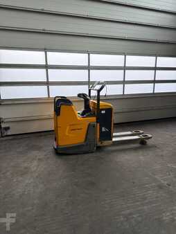 Låglyftare El 2022  Jungheinrich ERE 225 (5)