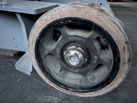 Schmalgangstapler  Jungheinrich EKX 514 750ZT (11)