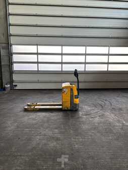 Transpalettes éléctriques 2015  Jungheinrich EJE 120 (1)