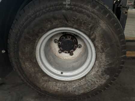 Terrængående truck 2011  Toyota 62-8FD18MAK (9)