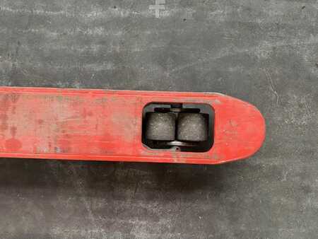 Pallyftare 2018  Schefer J1101045PTP25020 (2500 mm Gabeln) (7)