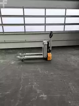 Lavtløftende truck 2021  Still ECH 15 (1)