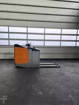 Transpaleta eléctrica 2016  Still EXU-S22 (5)