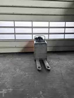 Transpaleta eléctrica 2016  Still EXU-S22 (4)