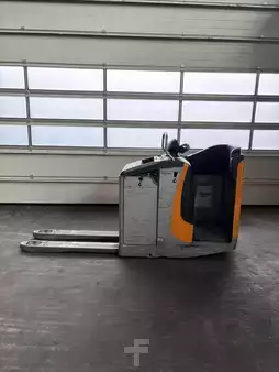 Transpaleta eléctrica 2016  Still EXU-S22 (1)