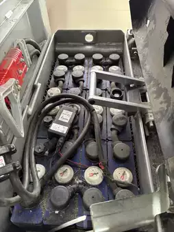 Transpaleta eléctrica 2019  Still EXU-S22 (10)