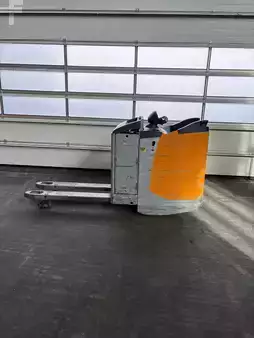 Transpaleta eléctrica 2019  Still EXU-S22 (2)