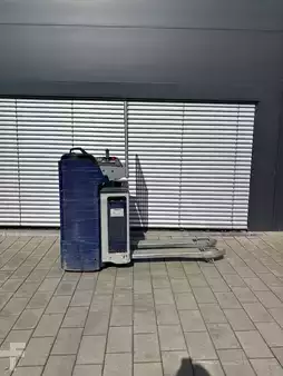 Transpallet elettrici uomo seduto 2018  Still FXH20 (13)