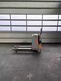 Transpaleta eléctrica 2020  Still EXU 16 (2)