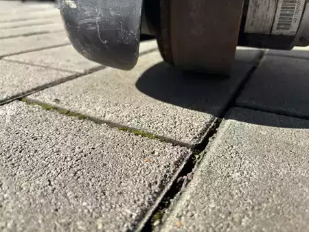 Transpaleta eléctrica 2023  Still ECH12C (10)