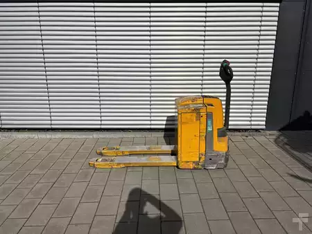 El-pallevogn 2018  Jungheinrich EJE 120 (2)