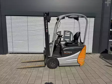 3-wiel elektrische heftrucks 2006  Still RX50-13 (1)